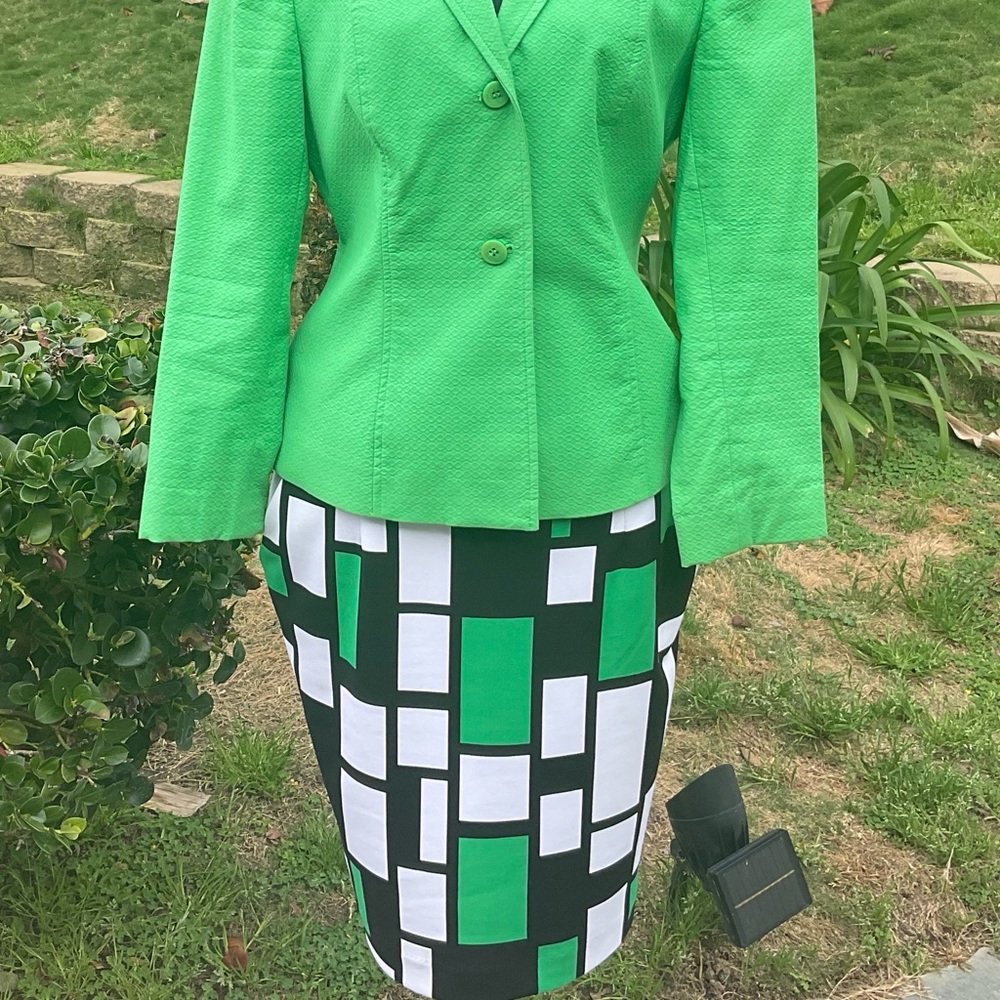 REDUCED! Powerful Green Blazer - Like New! Size 10 - $20